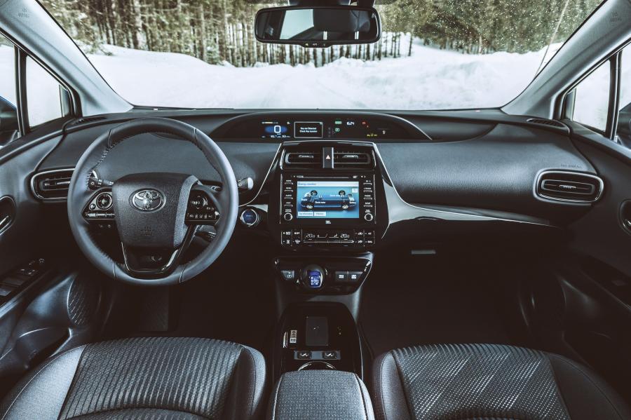 Торпедо Toyota Prius 2019 года  (WW) (фото 18 из 18)